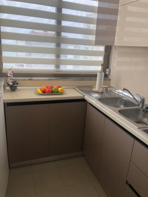 דורס Cozy 1-Bedroom Flat, Beachside מראה חיצוני תמונה